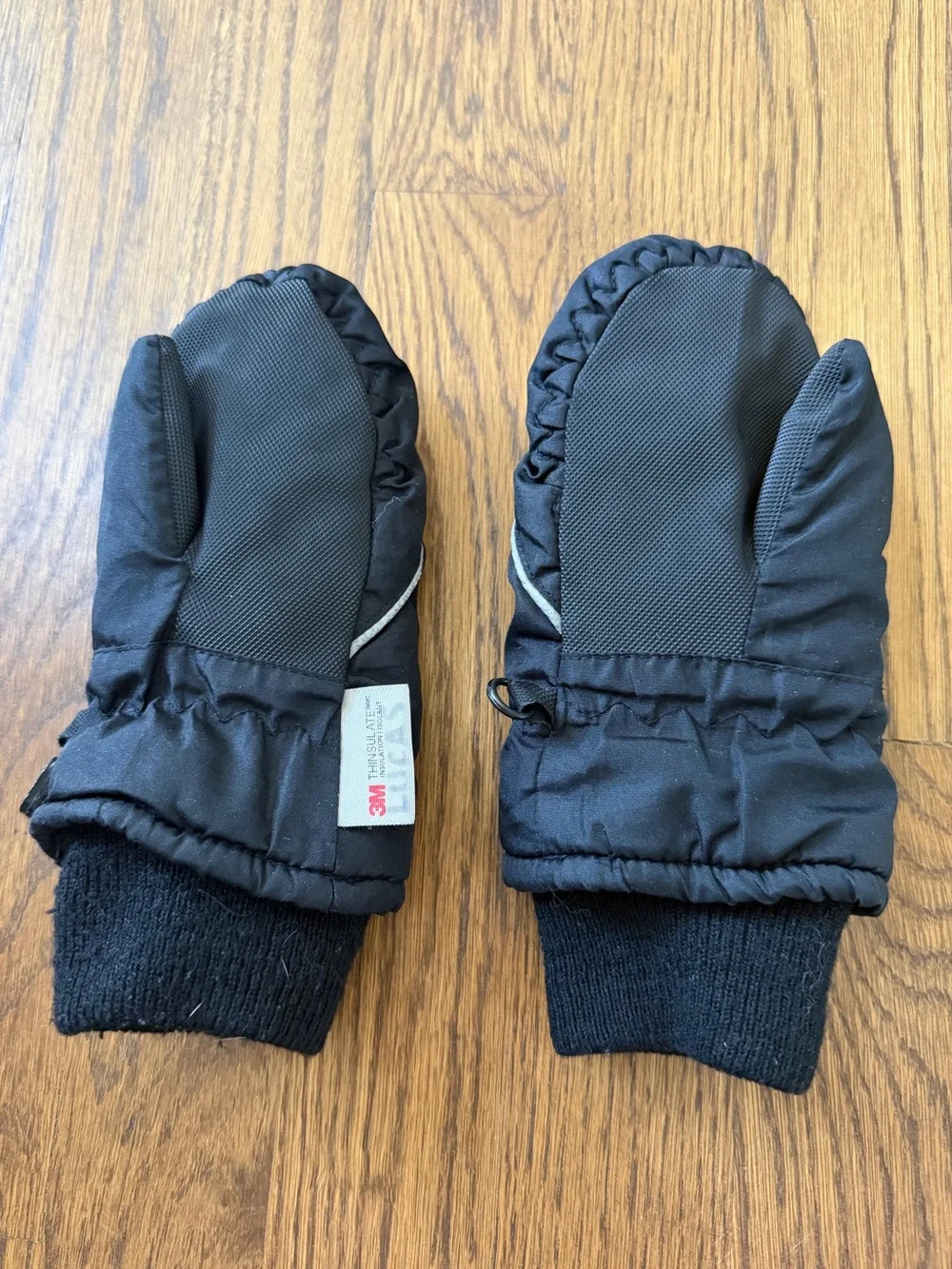 3M Thinsulate Black Kids Winter Mittens